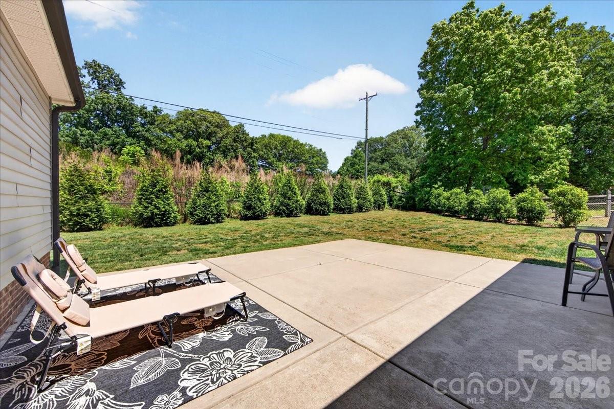 1511 Abbey Court — Belmont