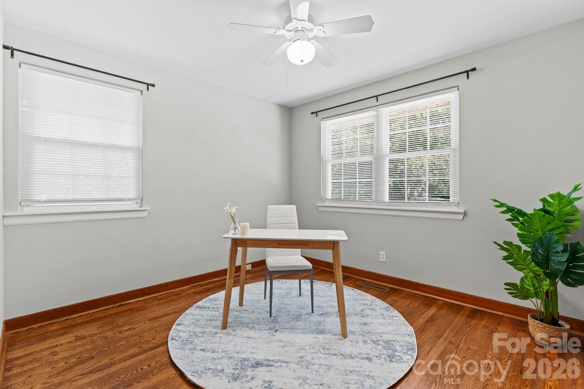 107 Appledore Avenue — Hendersonville