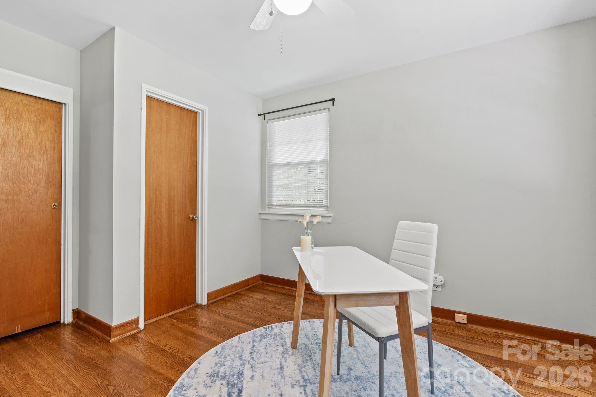 107 Appledore Avenue — Hendersonville