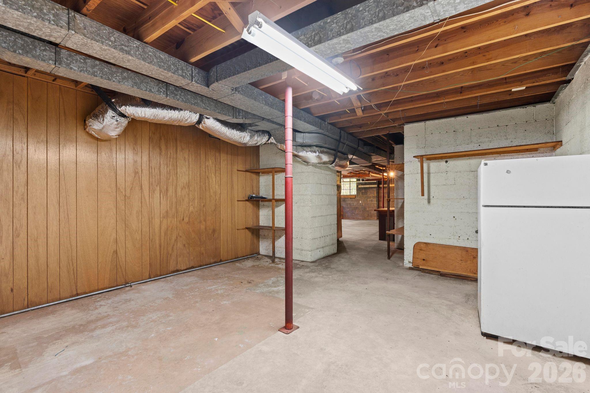 107 Appledore Avenue — Hendersonville