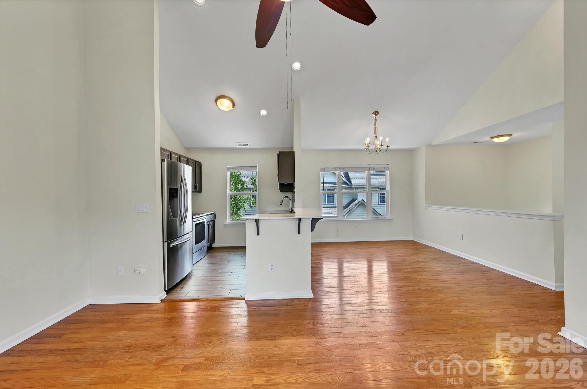 85 Rotunda Circle — Asheville