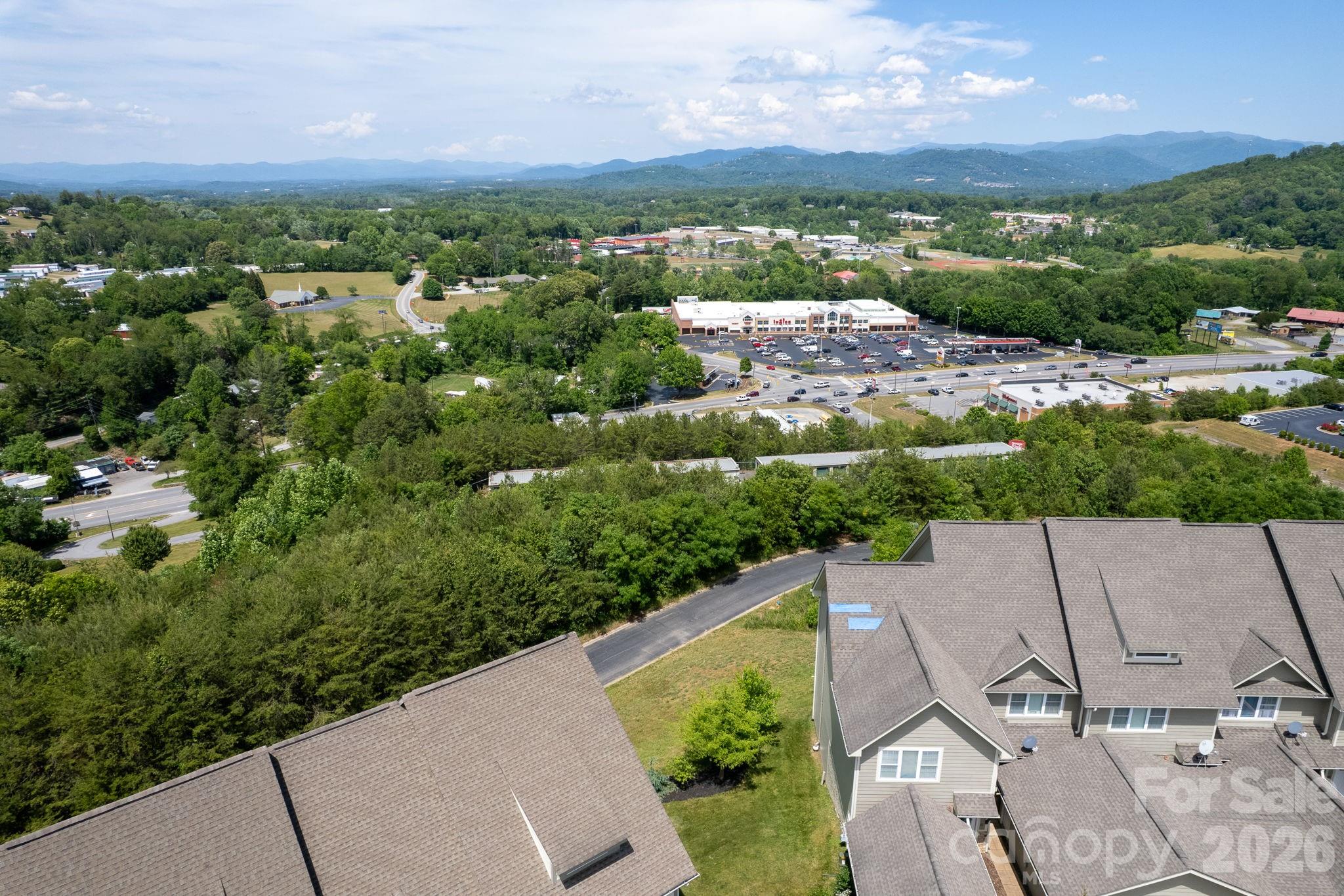 85 Rotunda Circle — Asheville