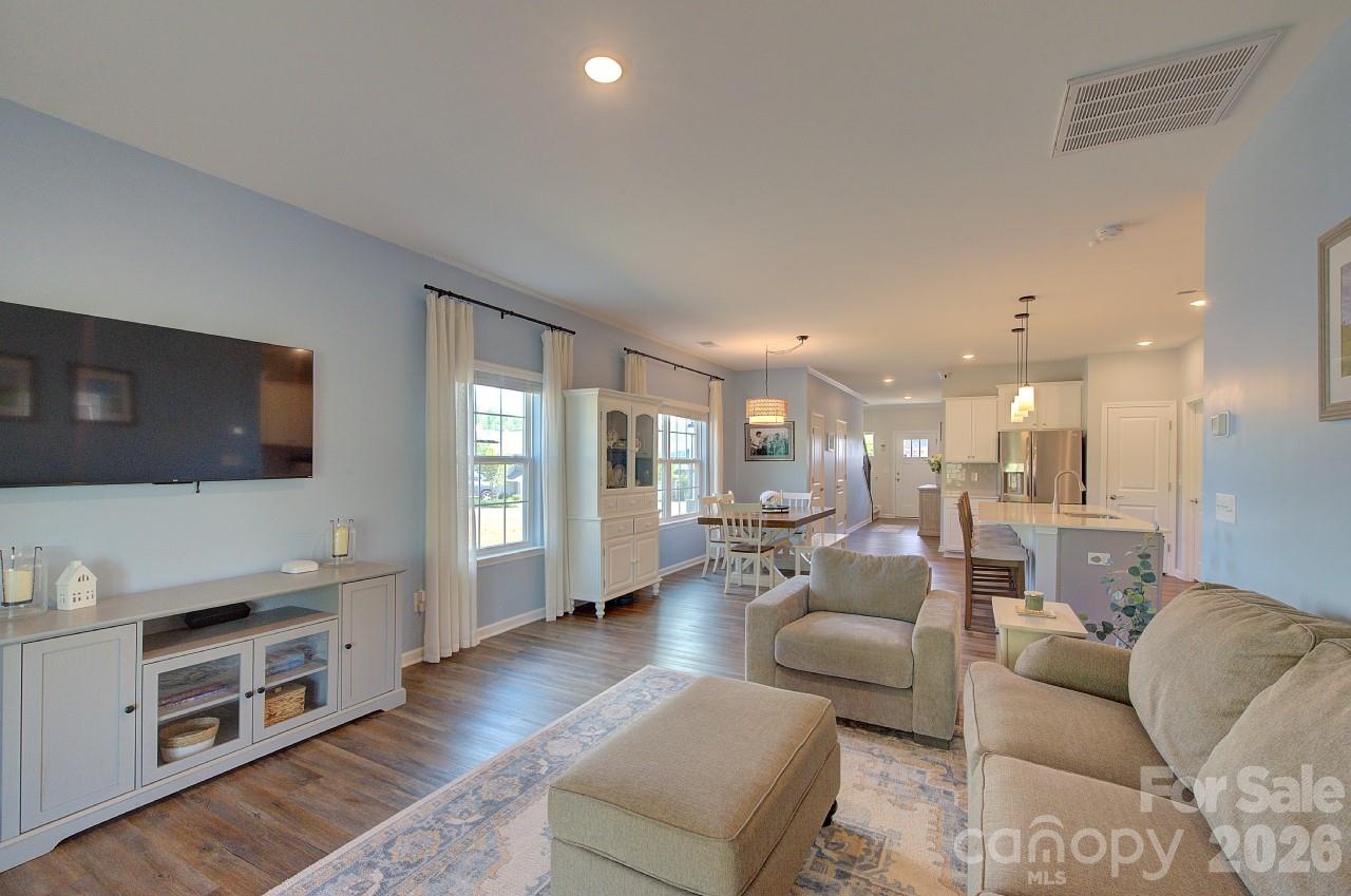 625 Morning Meadows Drive — Inman