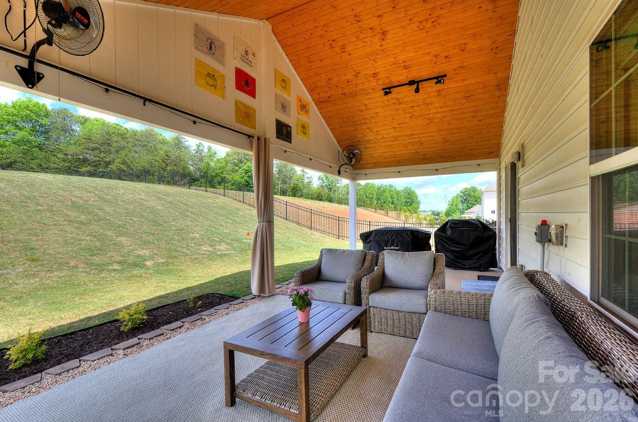 625 Morning Meadows Drive — Inman