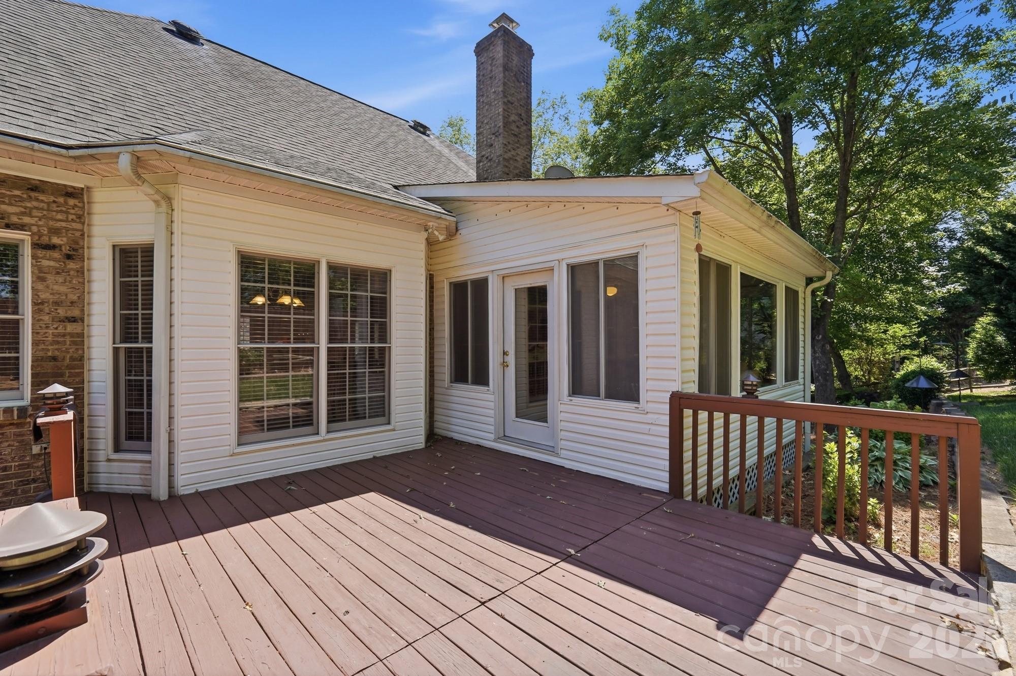2640 Willowbrook Drive — Matthews