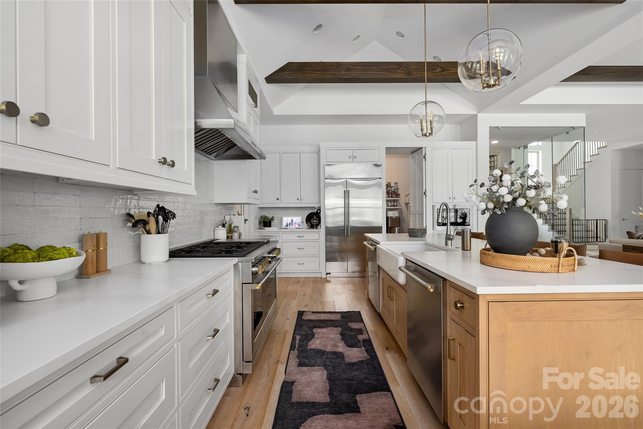 10201 Laurier Lane — Huntersville