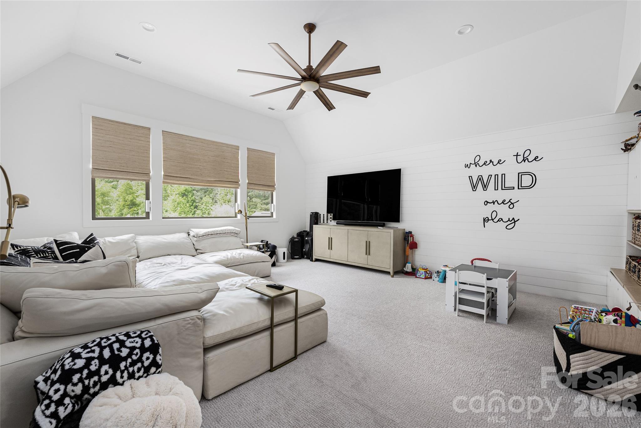 10201 Laurier Lane — Huntersville