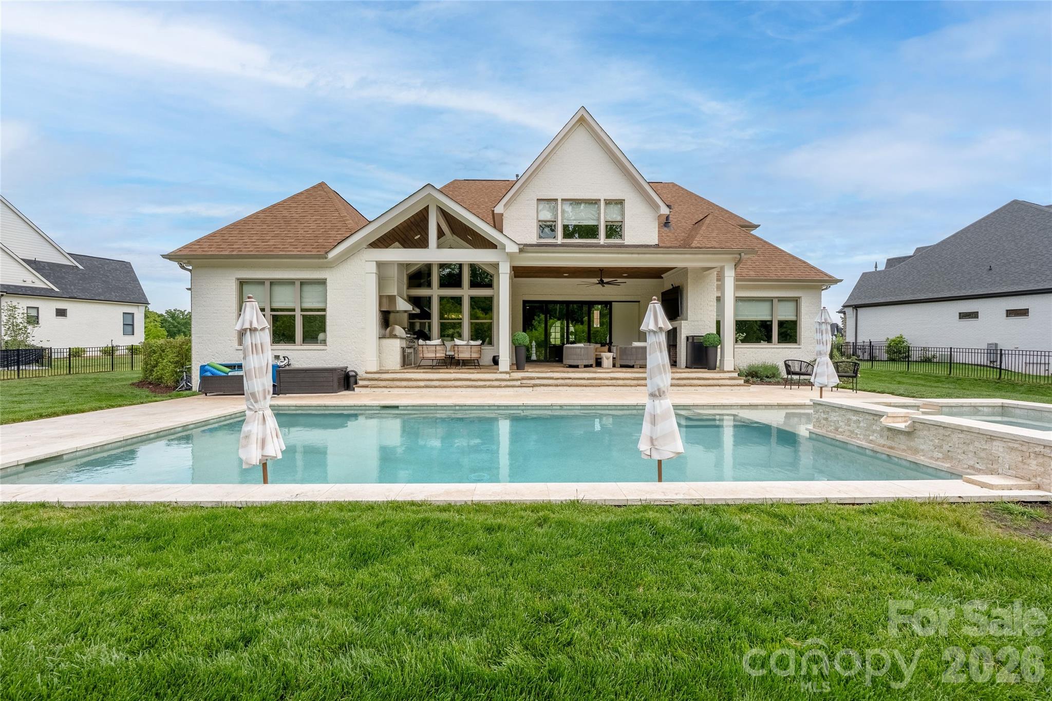 10201 Laurier Lane — Huntersville