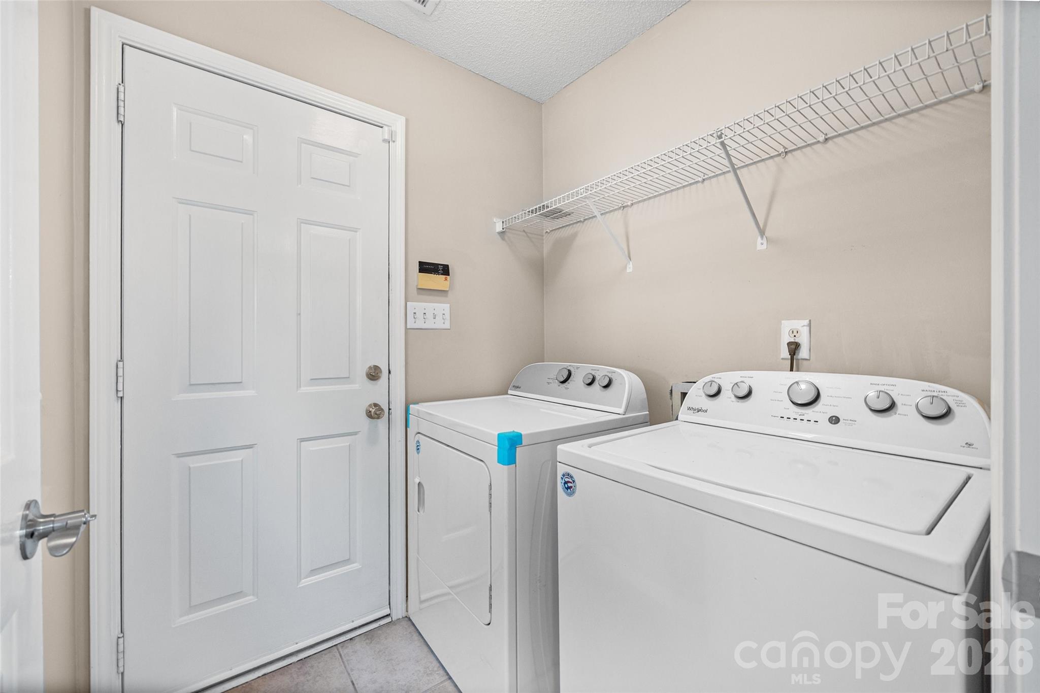 10425 Quiet Bay Court — Charlotte