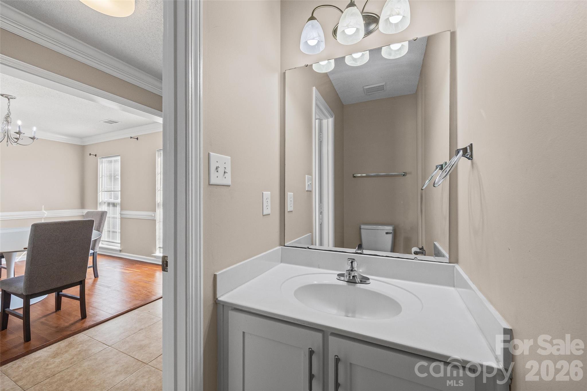 10425 Quiet Bay Court — Charlotte