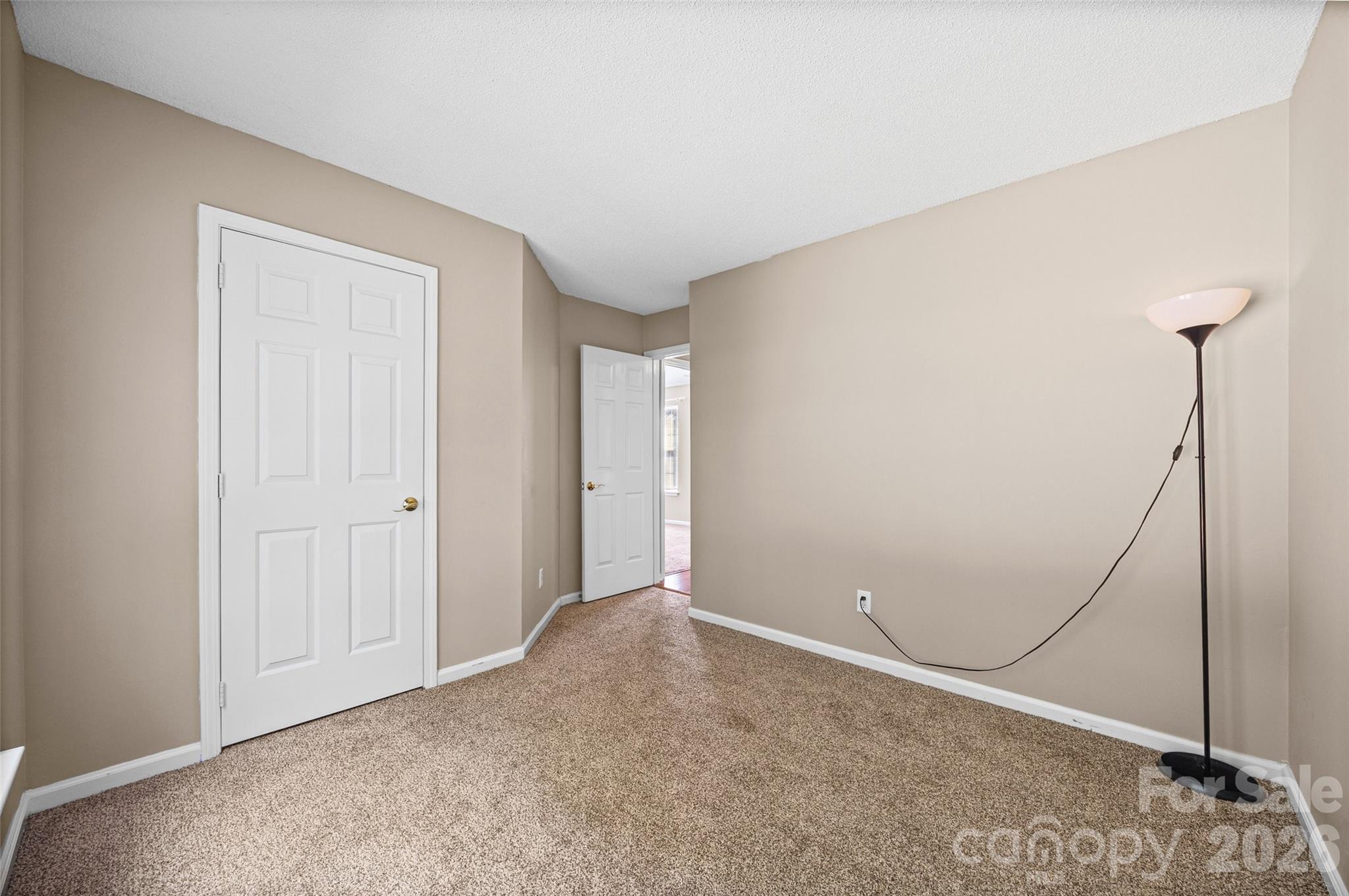 10425 Quiet Bay Court — Charlotte
