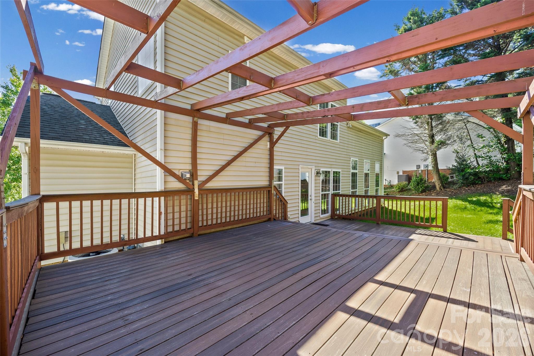 10425 Quiet Bay Court — Charlotte
