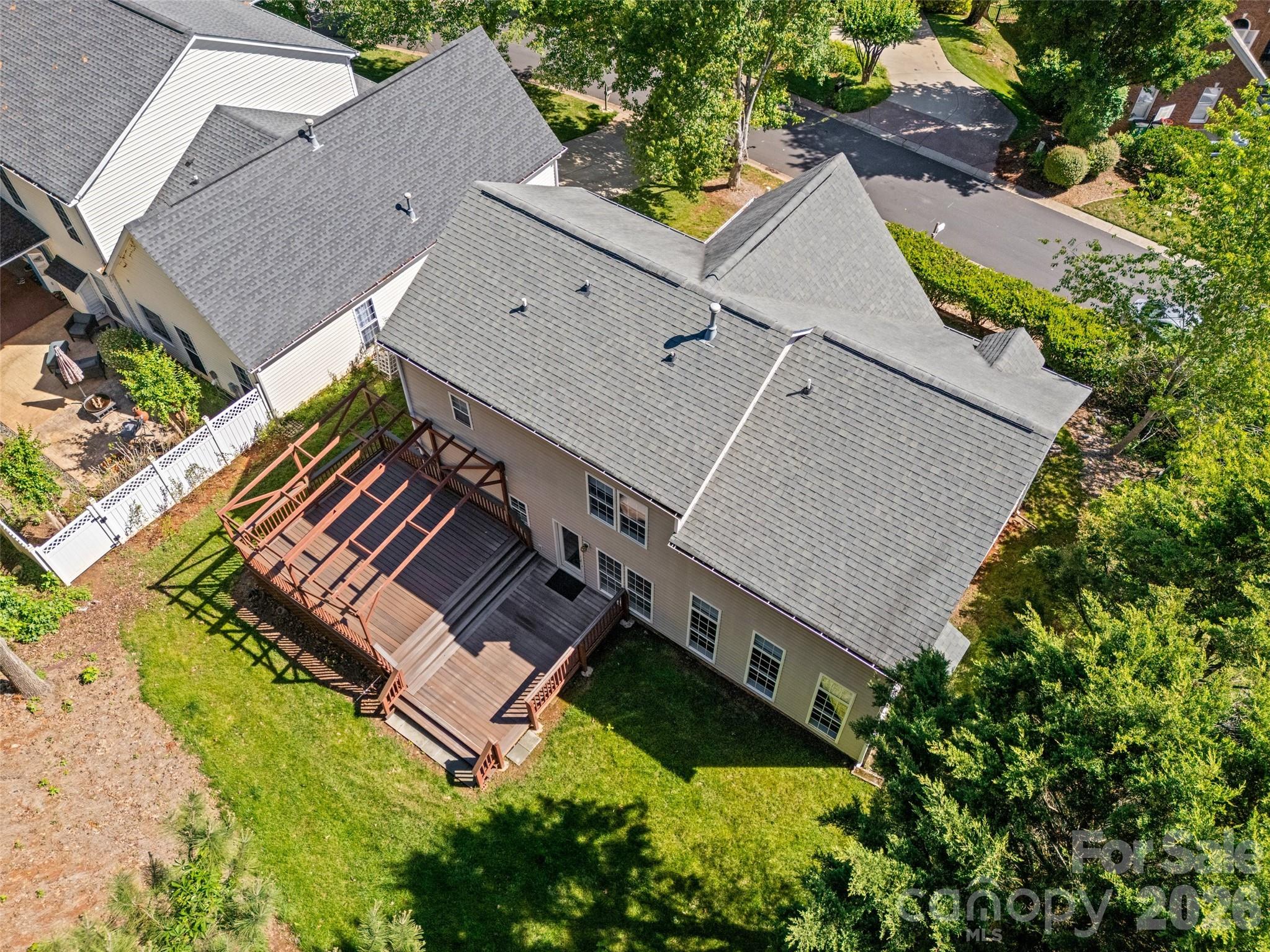 10425 Quiet Bay Court — Charlotte