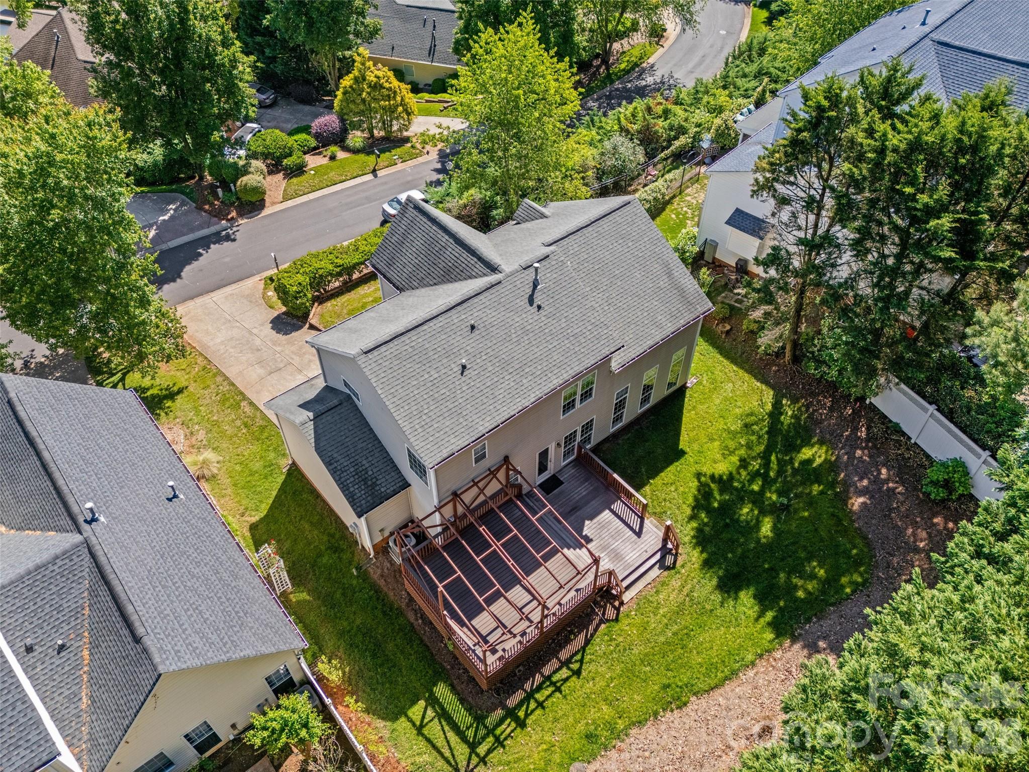 10425 Quiet Bay Court — Charlotte