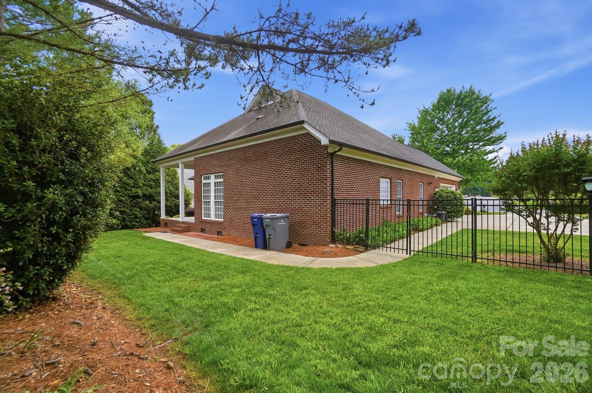 8000 Tottenham Drive — Harrisburg