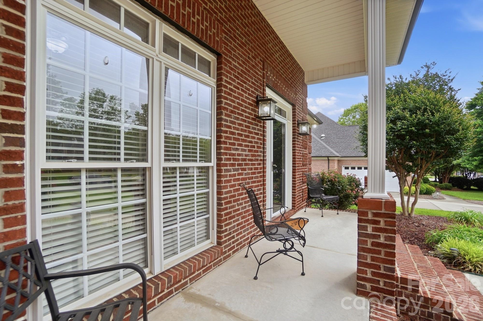 8000 Tottenham Drive — Harrisburg