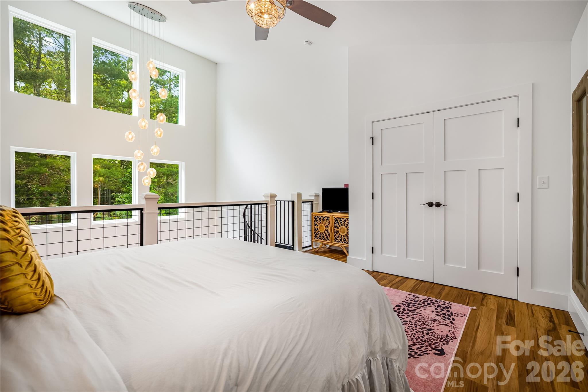 14 Locust Street — Black Mountain
