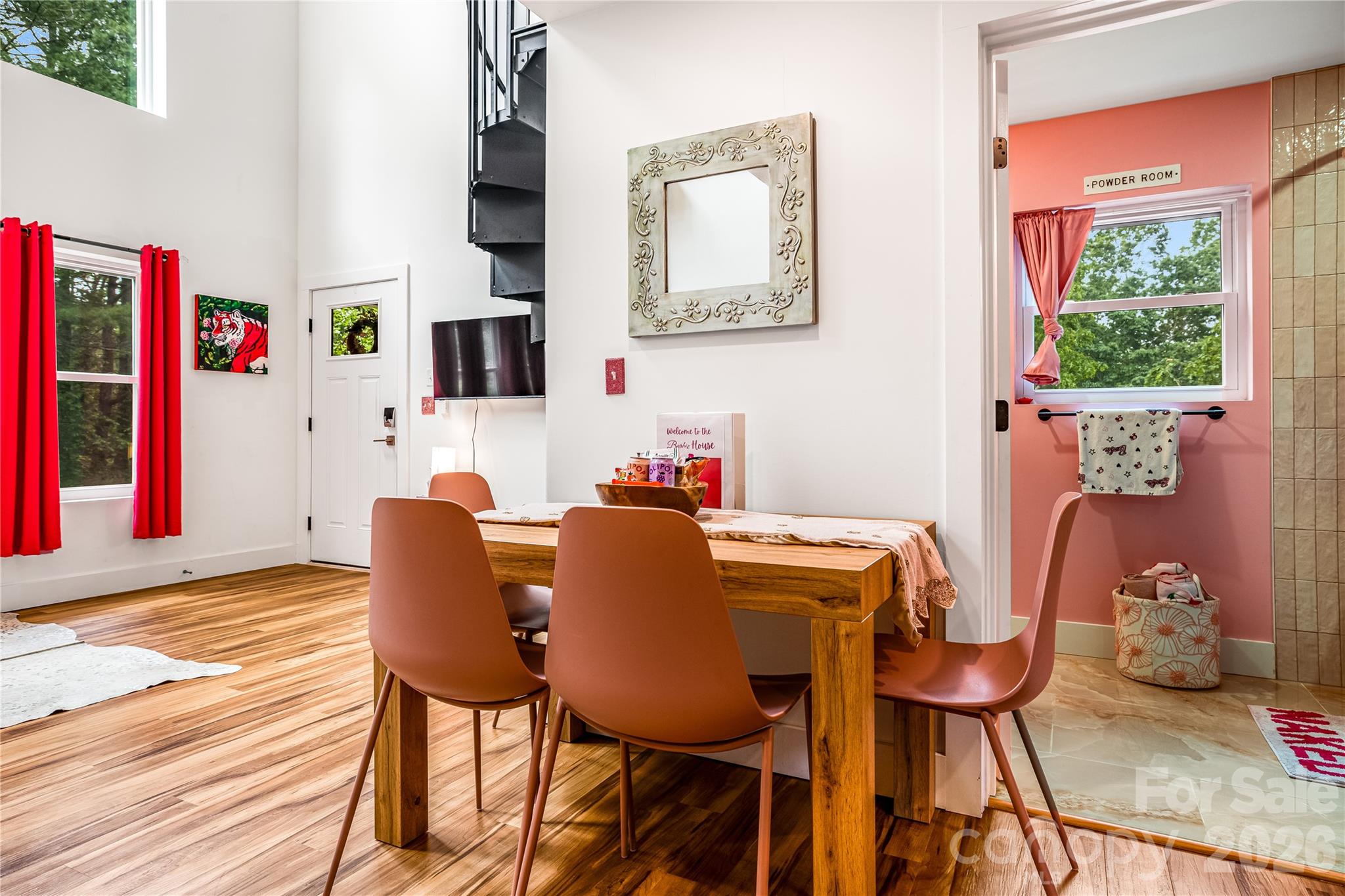 14 Locust Street — Black Mountain