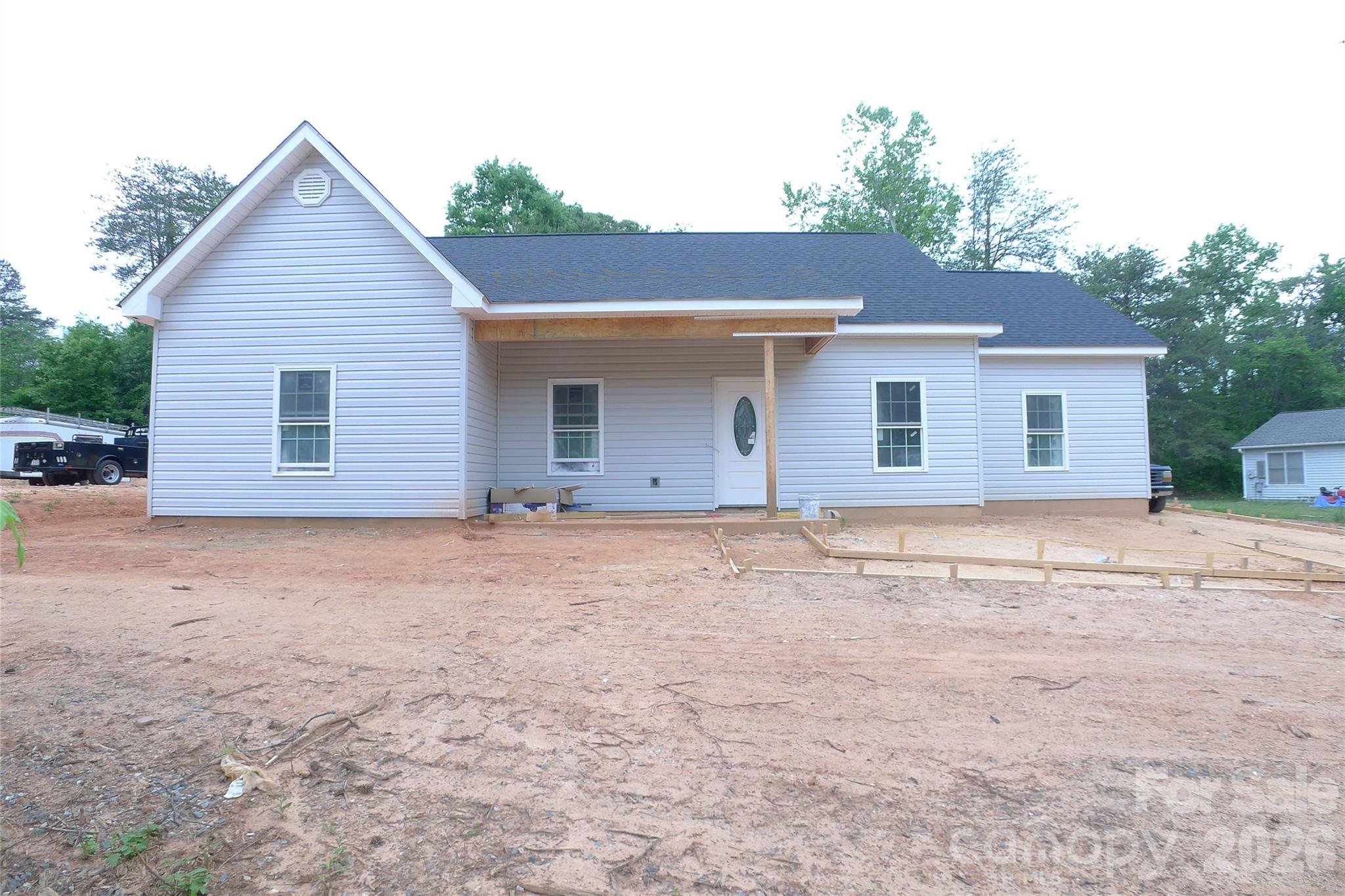 185 Creekside Drive — Mocksville