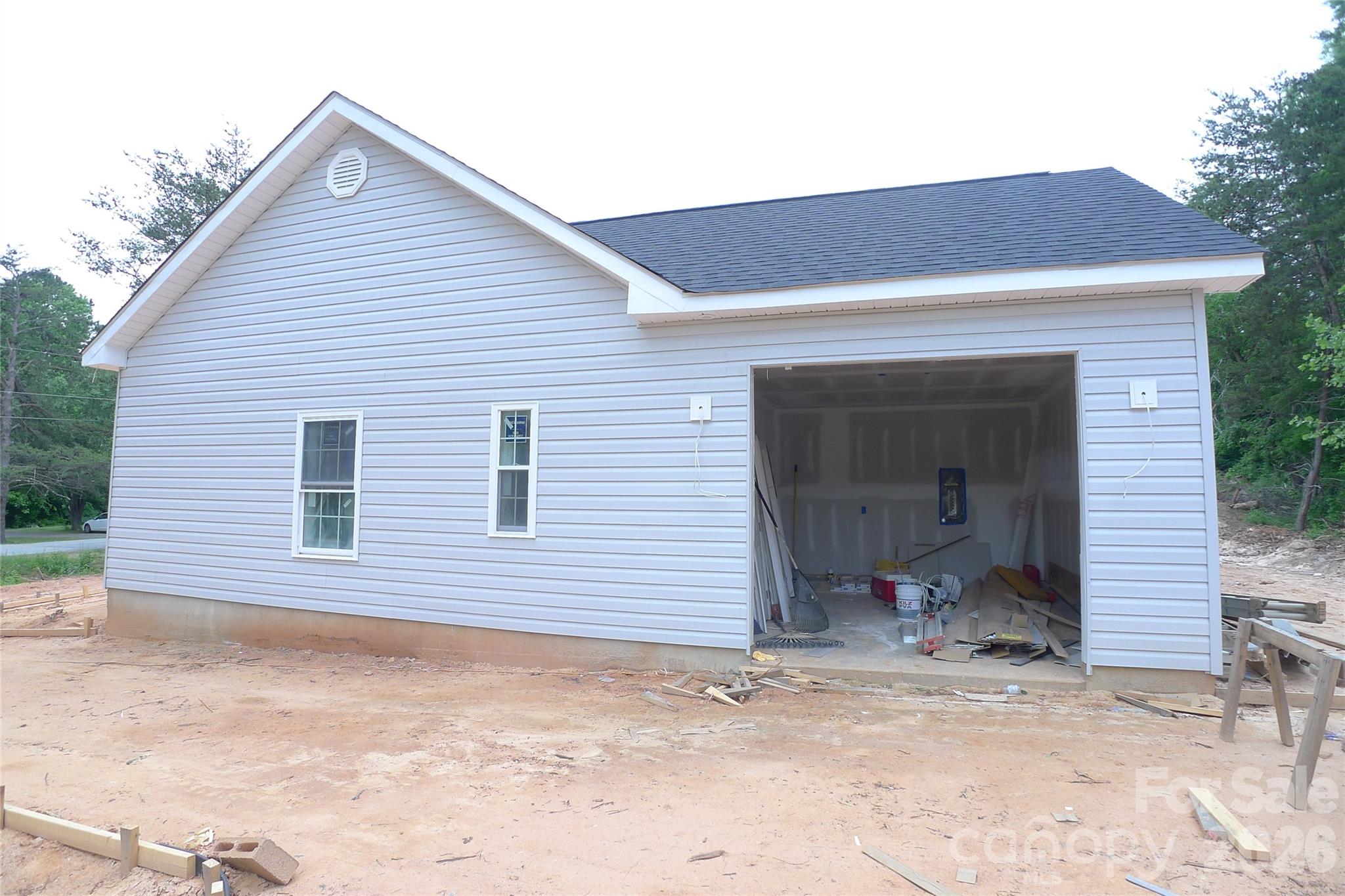 185 Creekside Drive — Mocksville