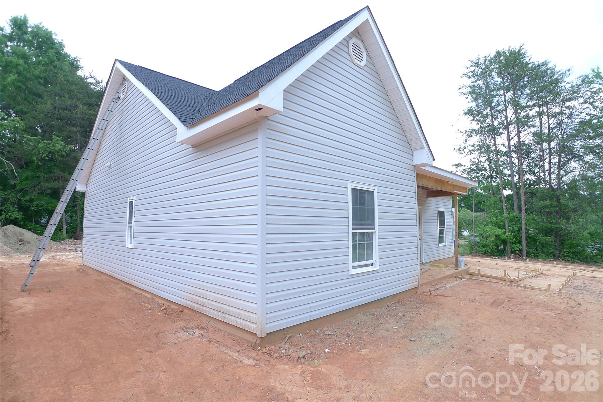 185 Creekside Drive — Mocksville