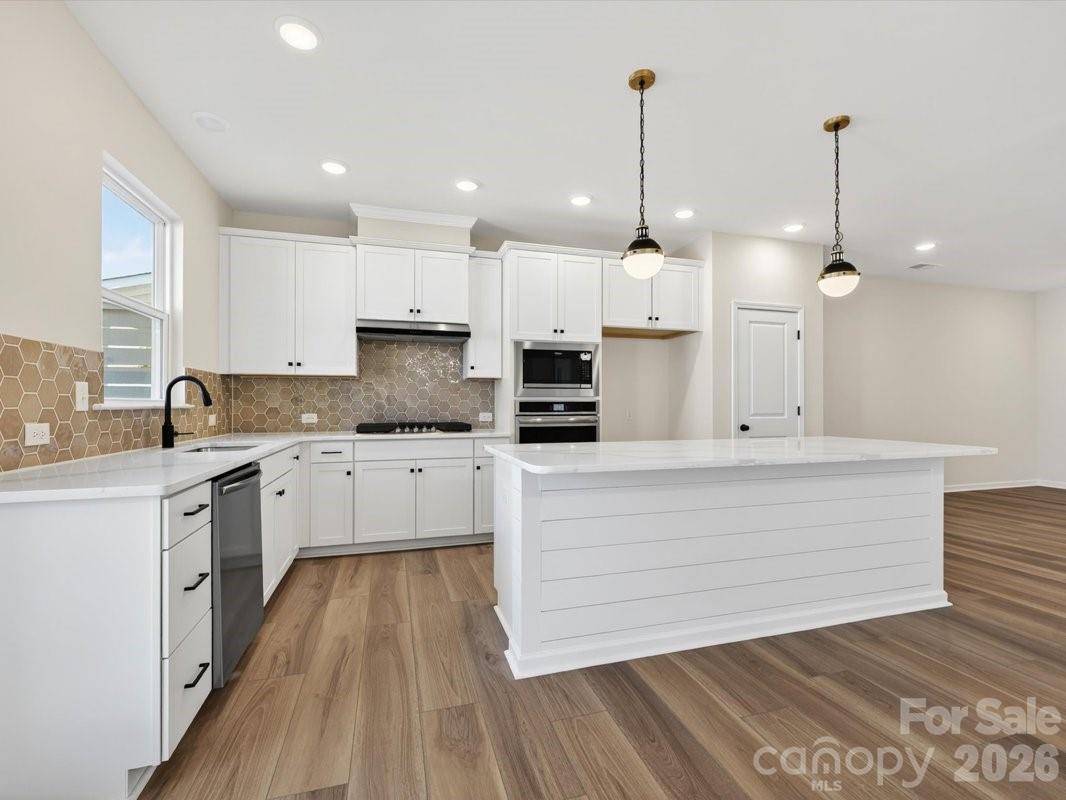 10032 Mamillion Drive — Huntersville