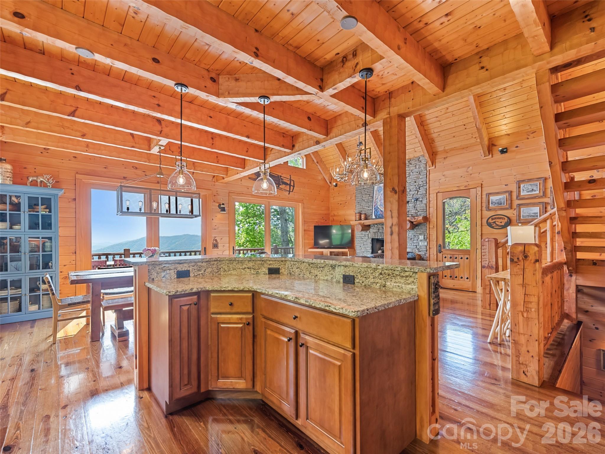 128 Serendipity Trail — Maggie Valley