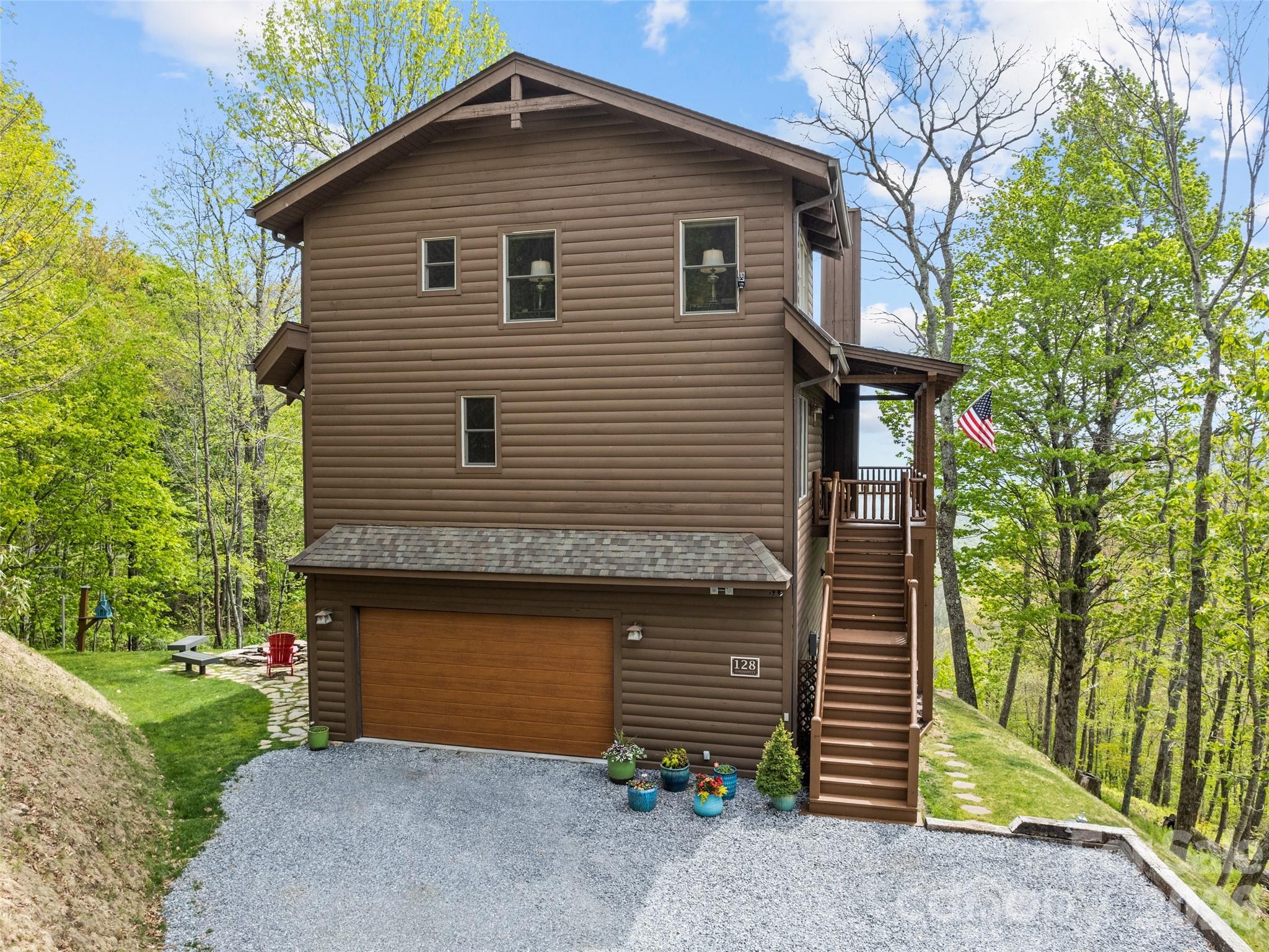 128 Serendipity Trail — Maggie Valley