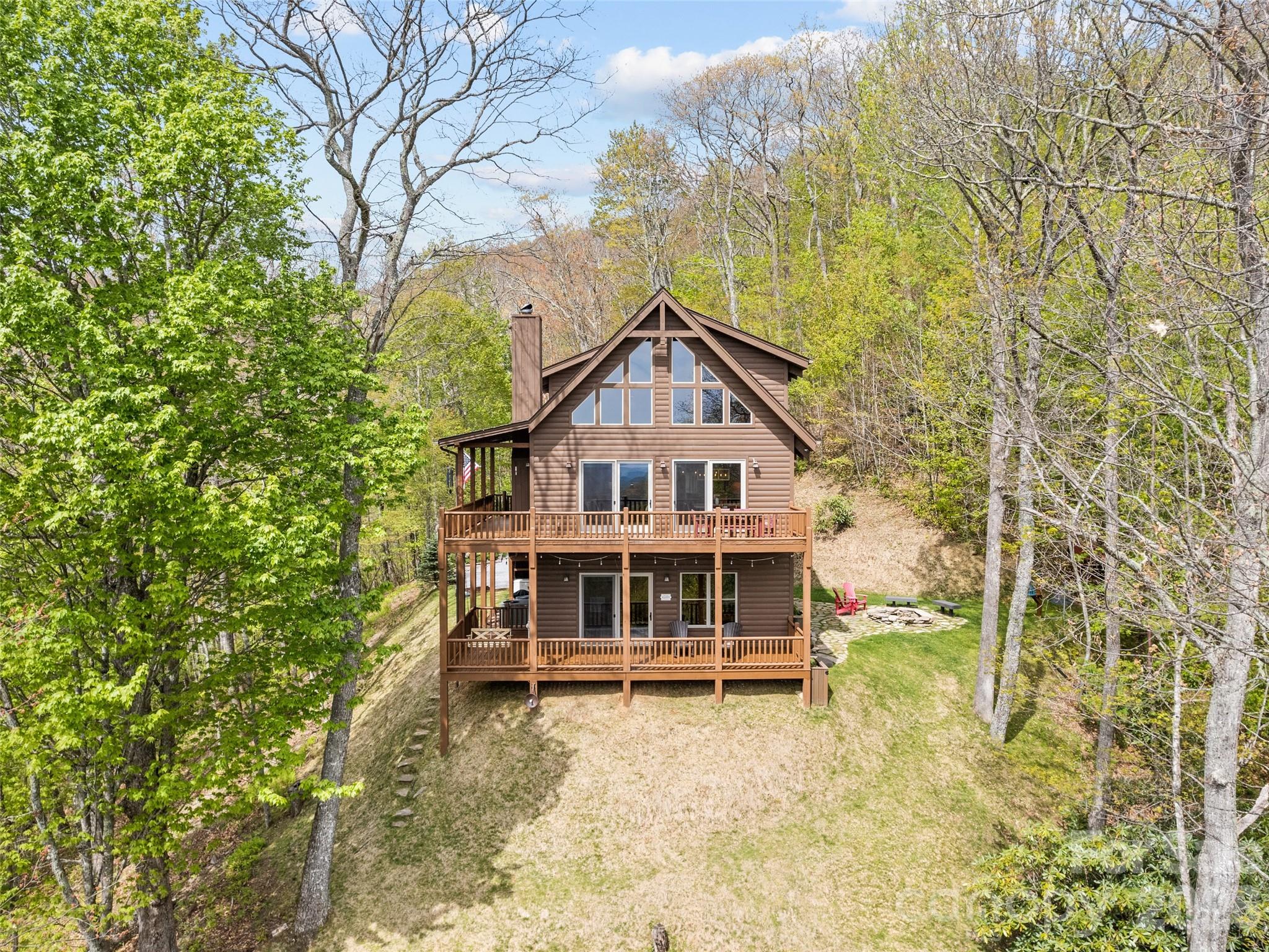 128 Serendipity Trail — Maggie Valley