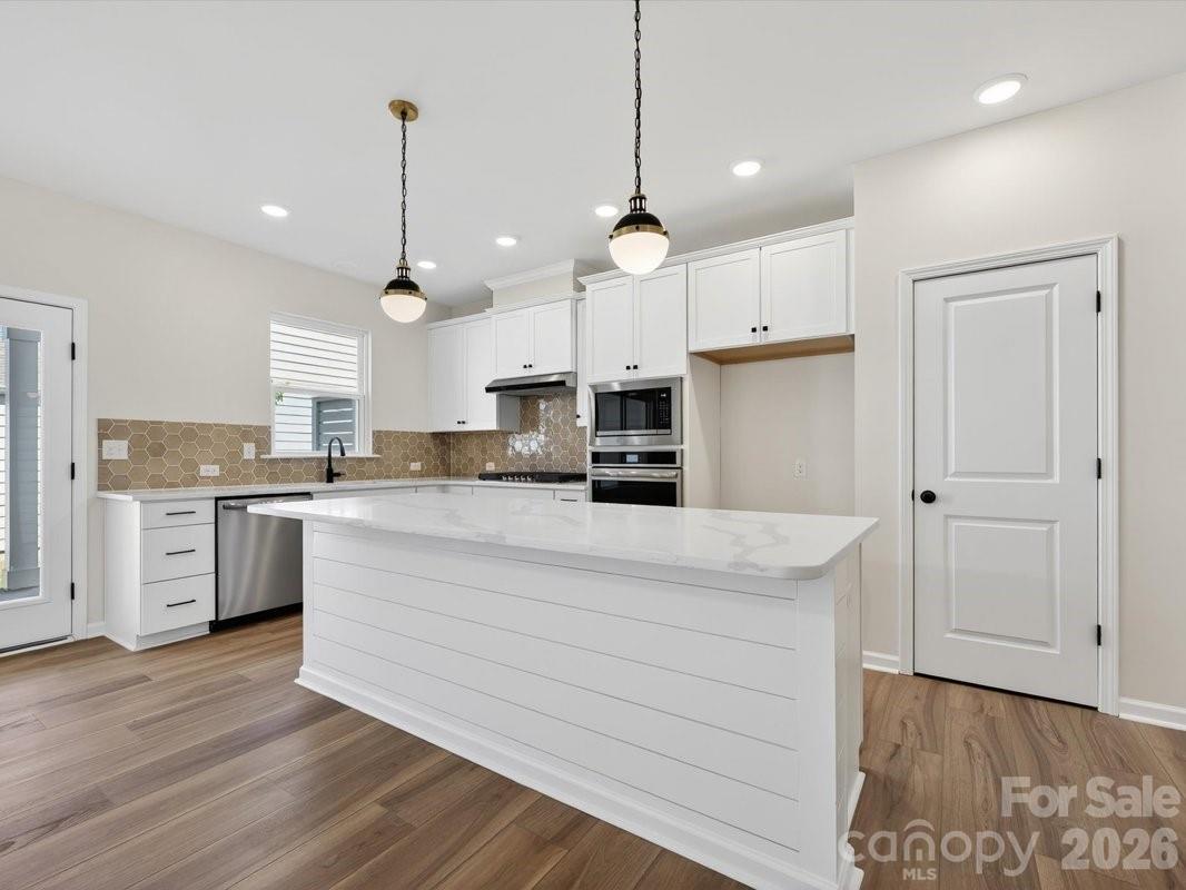 10028 Mamillion Drive — Huntersville