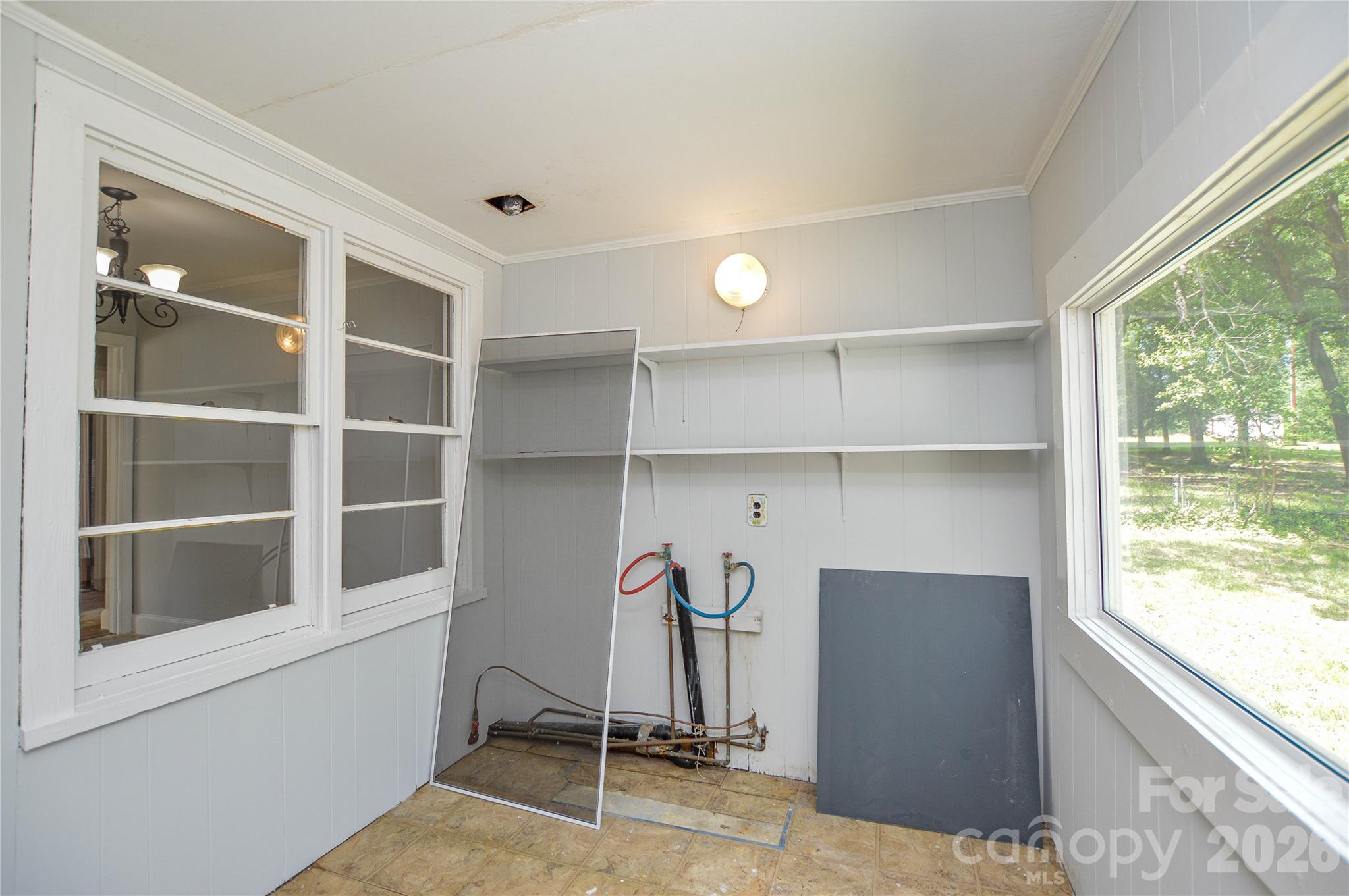 605 Gillsbrook Road — Lancaster
