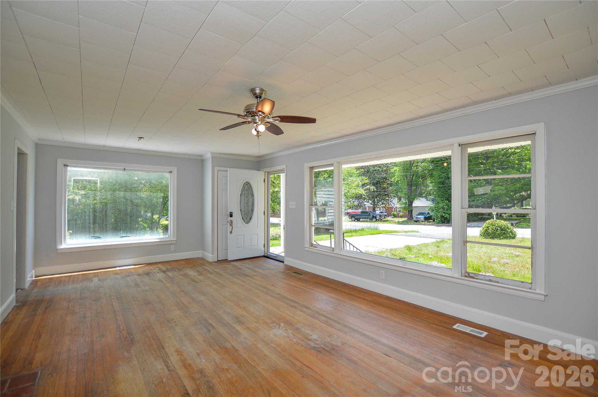 605 Gillsbrook Road — Lancaster