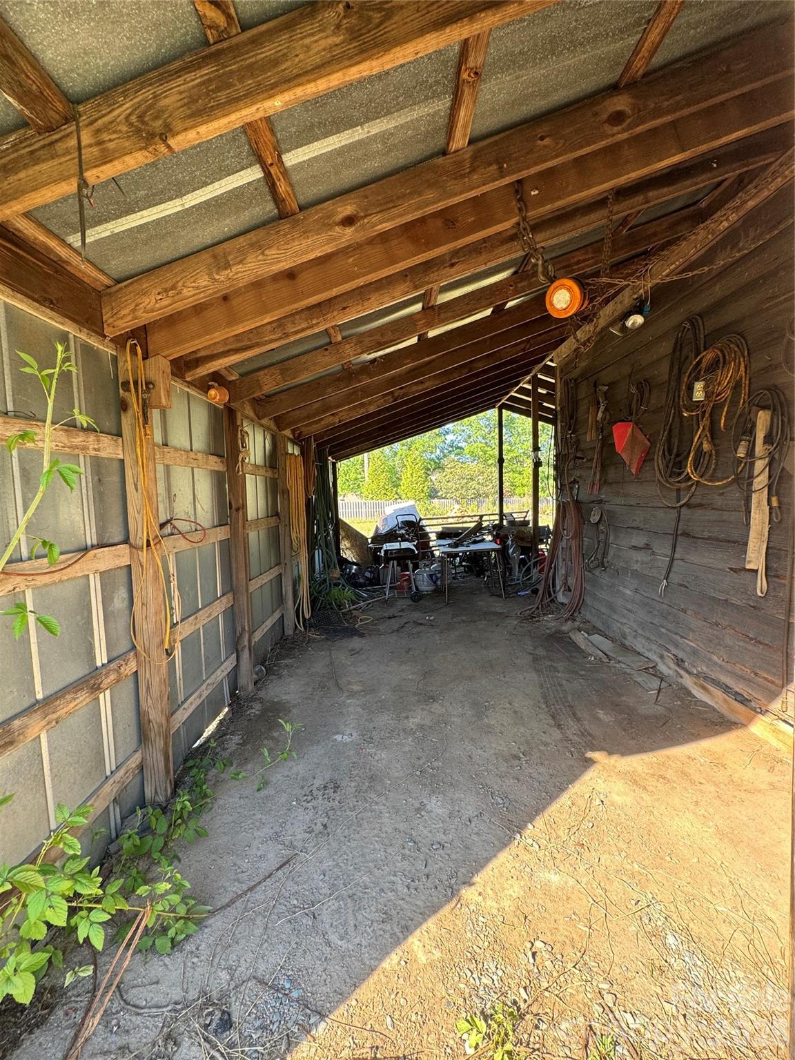 3227 Pleasant Plains Road — Matthews