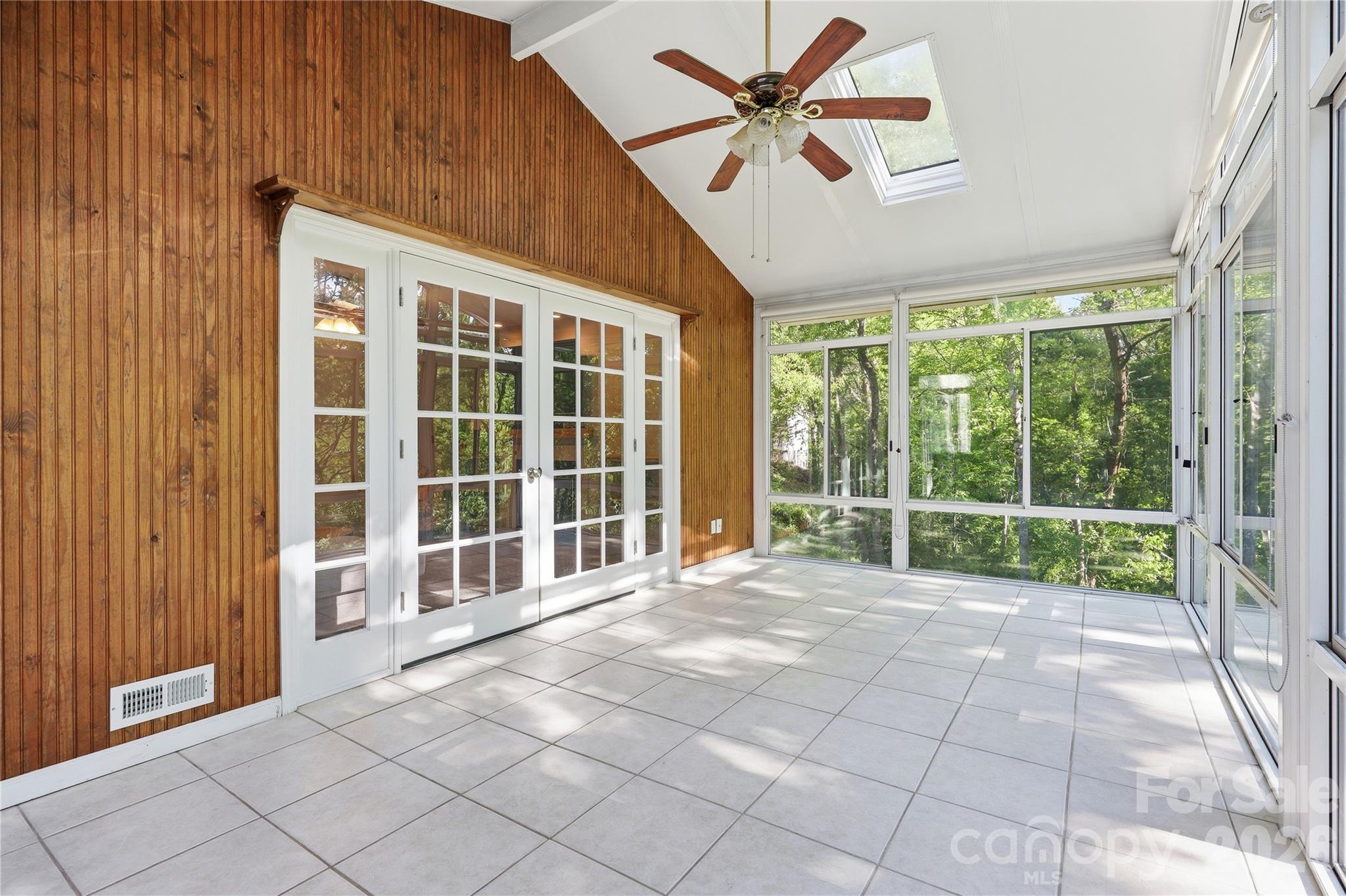 275 Ferguson Drive — Asheville