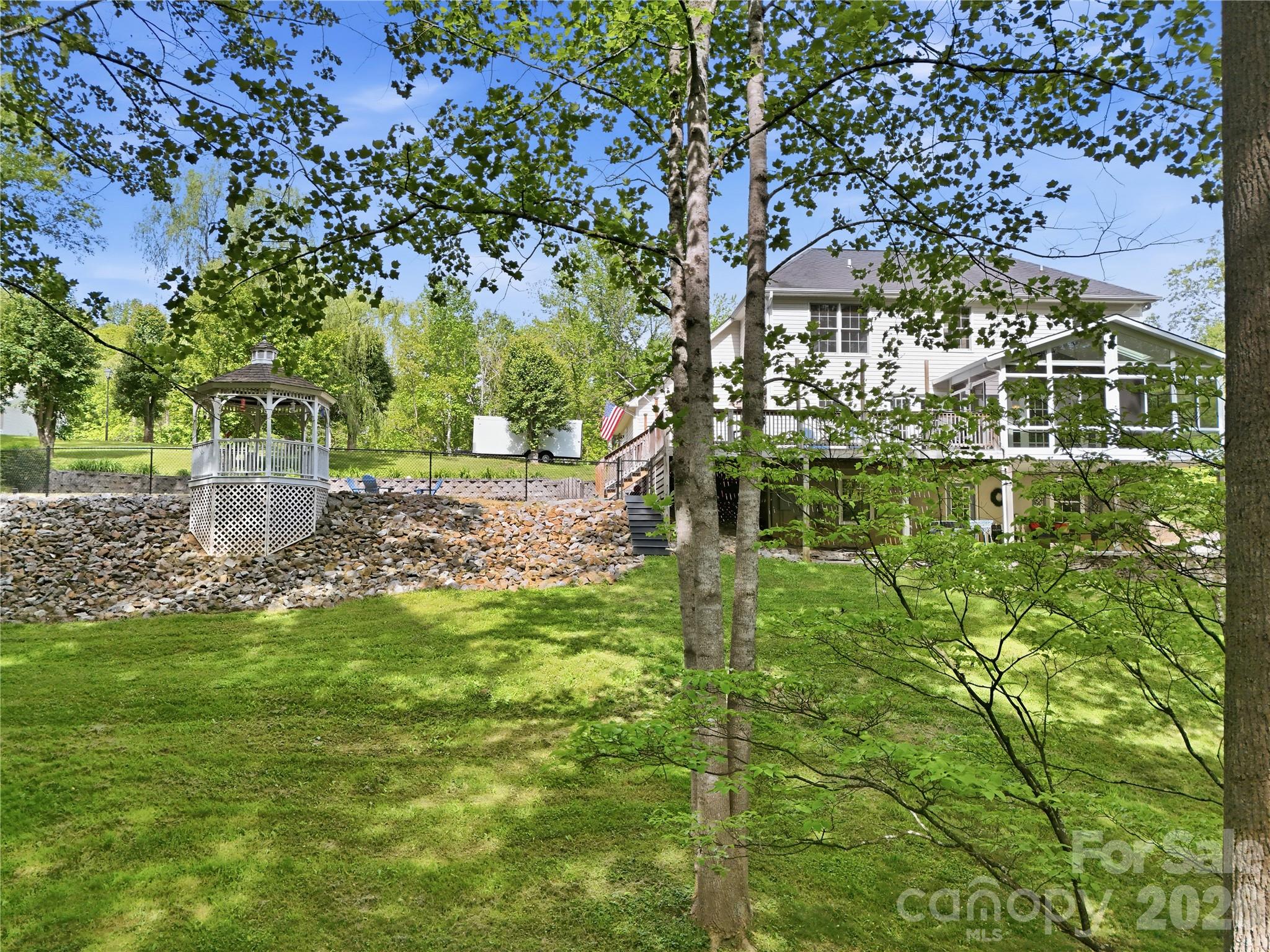 275 Ferguson Drive — Asheville
