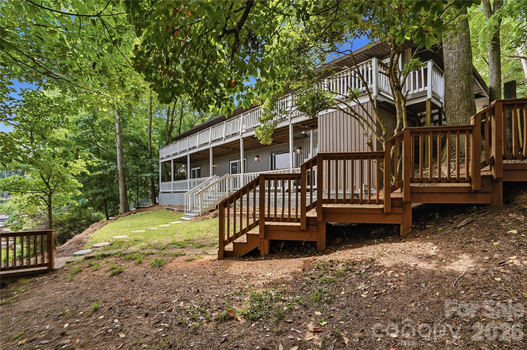 1113 Palmyra Drive — Tega Cay