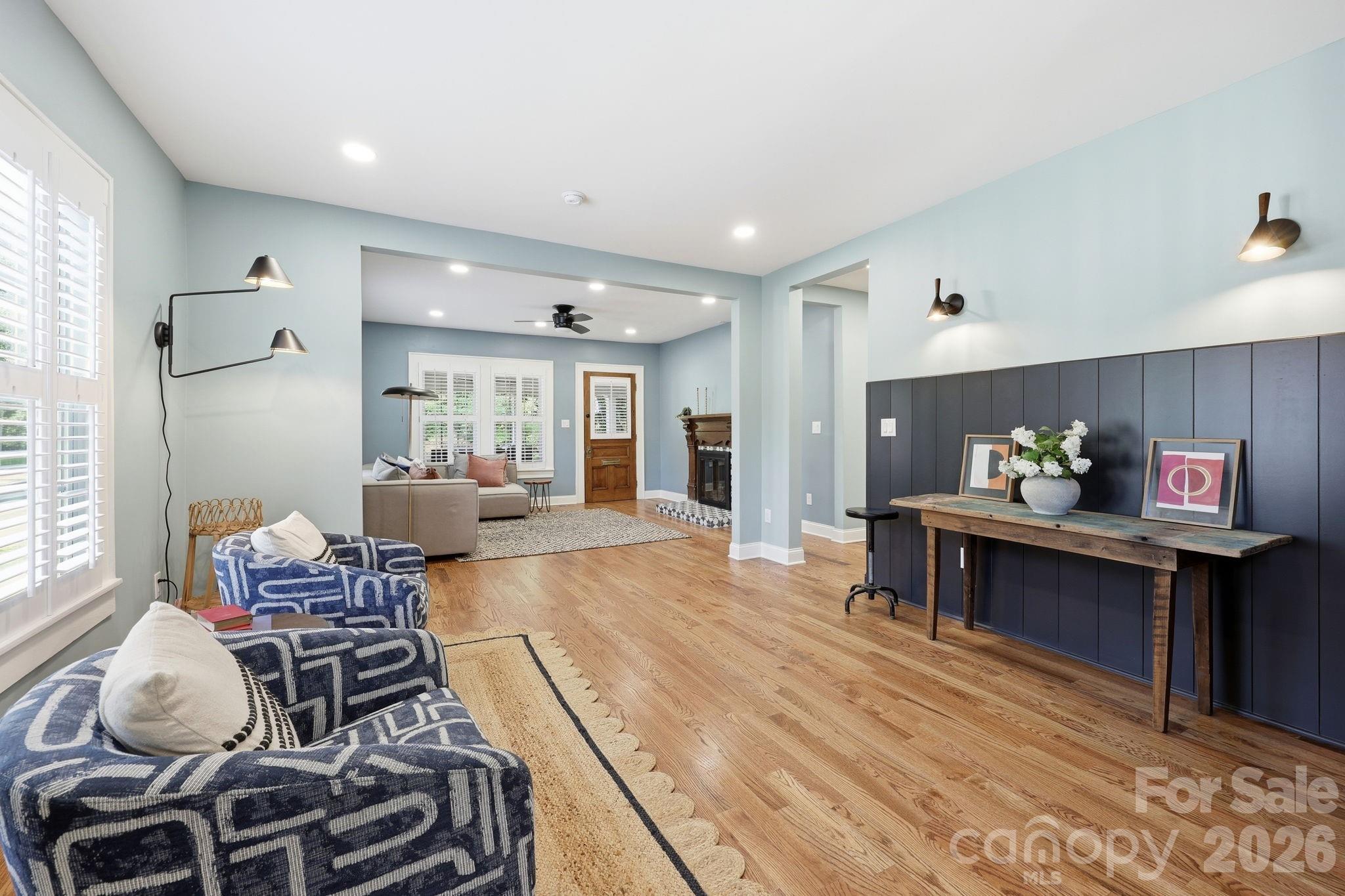 327 Campus Street — Charlotte