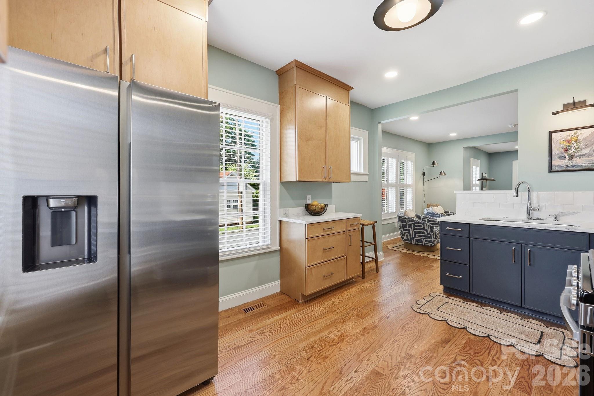 327 Campus Street — Charlotte