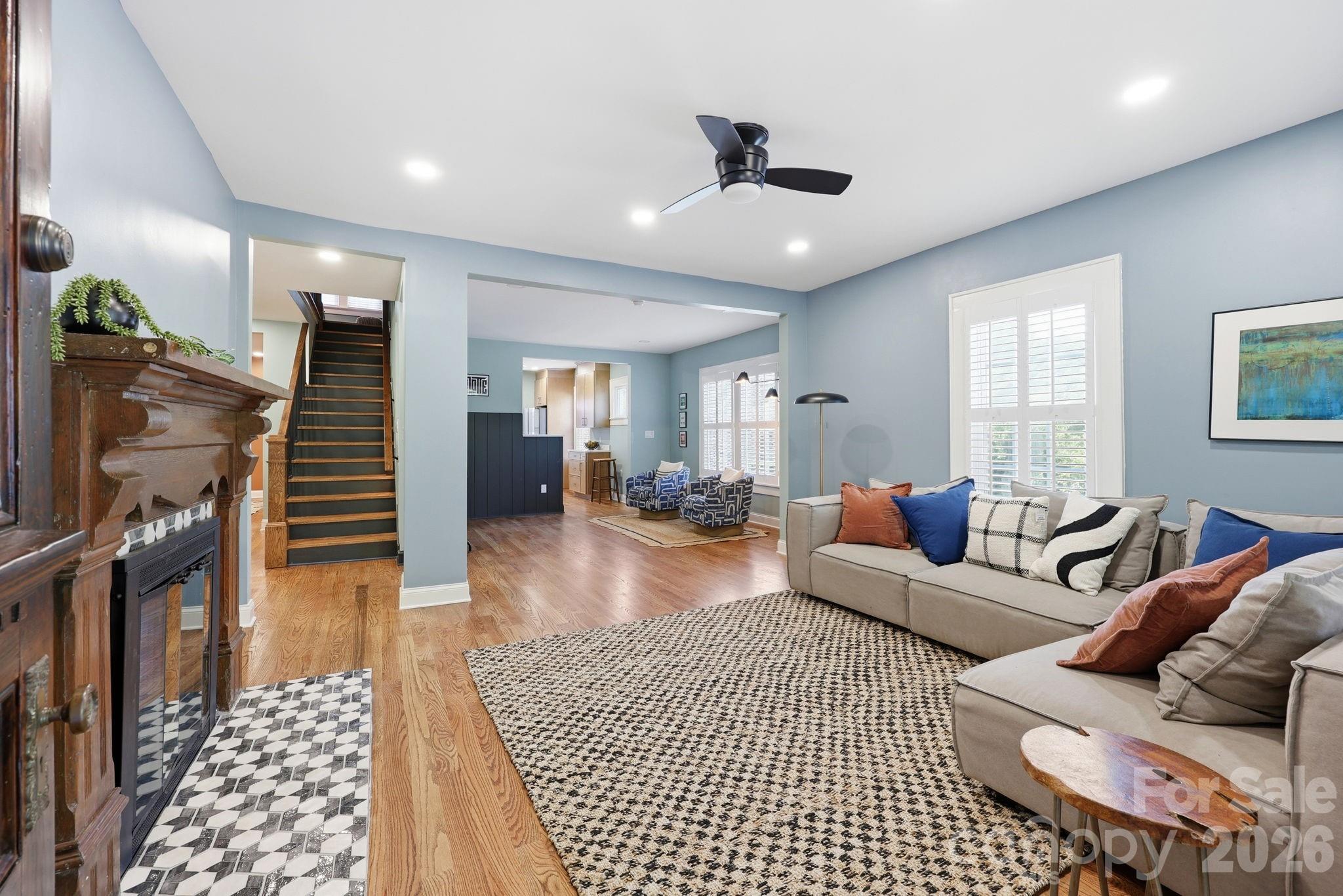 327 Campus Street — Charlotte