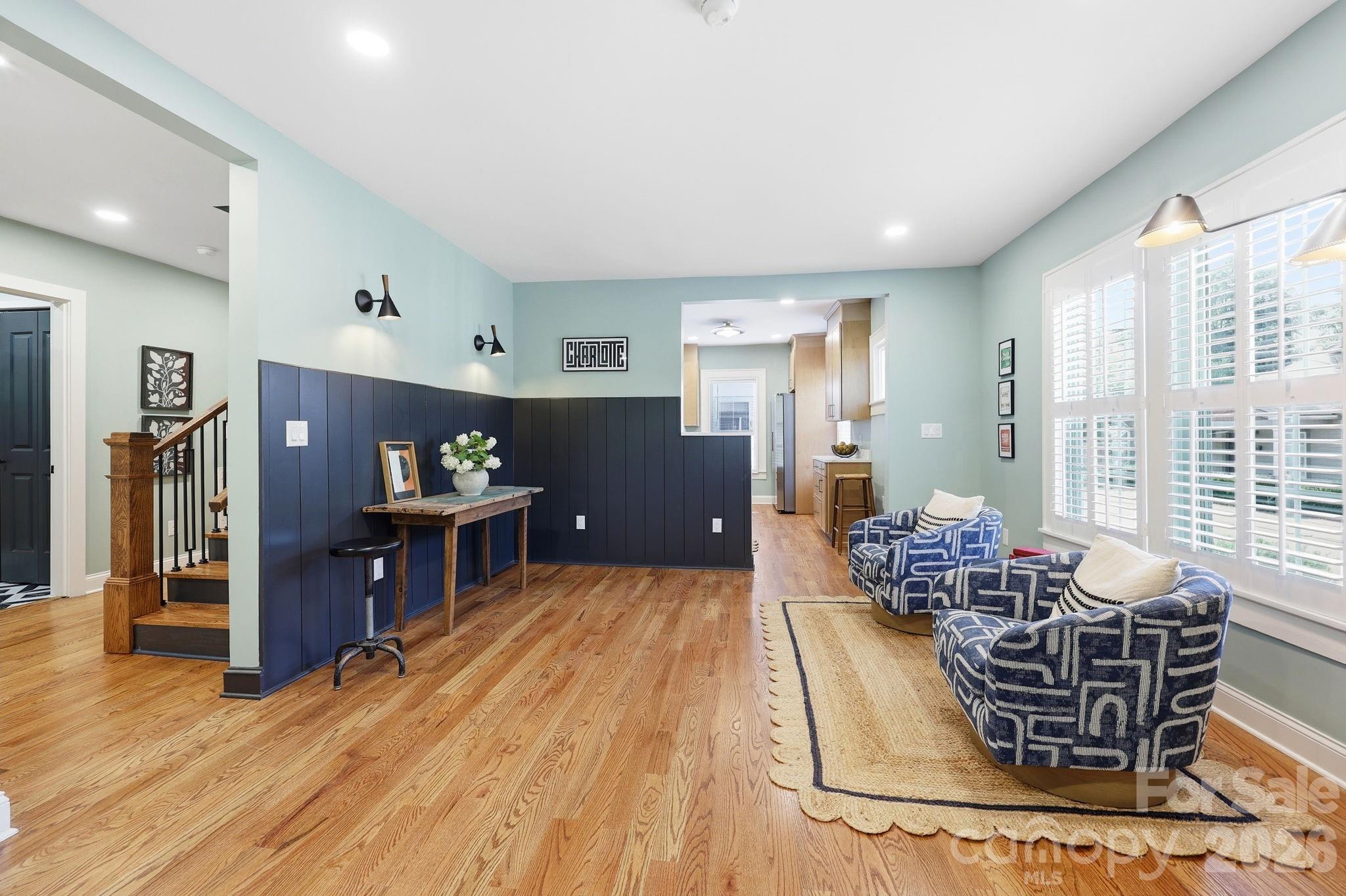 327 Campus Street — Charlotte