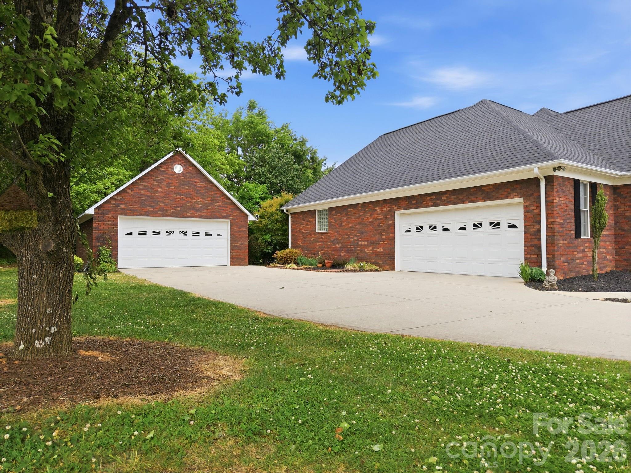 127 Fisher Farm Court — China Grove