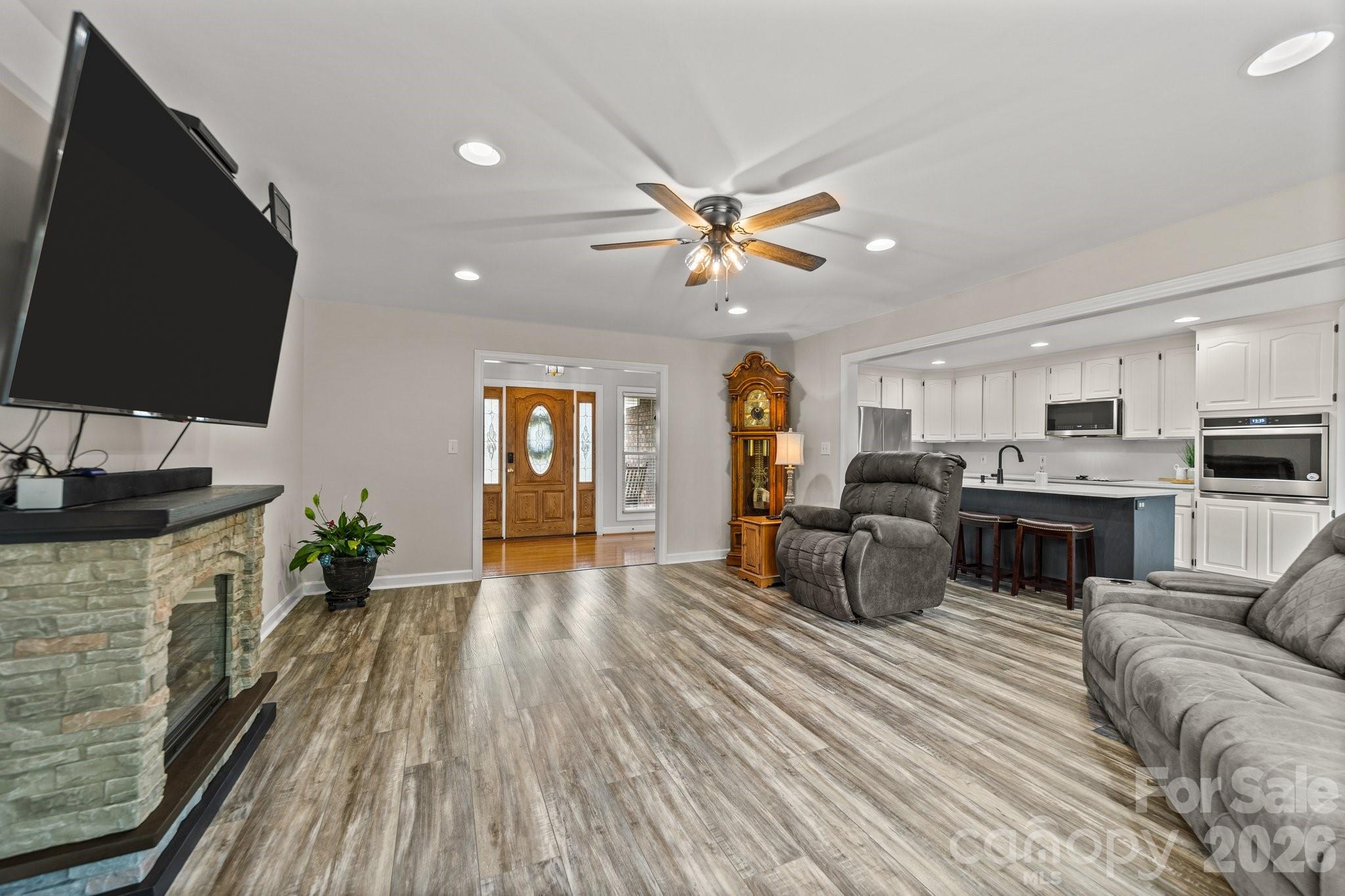 127 Fisher Farm Court — China Grove