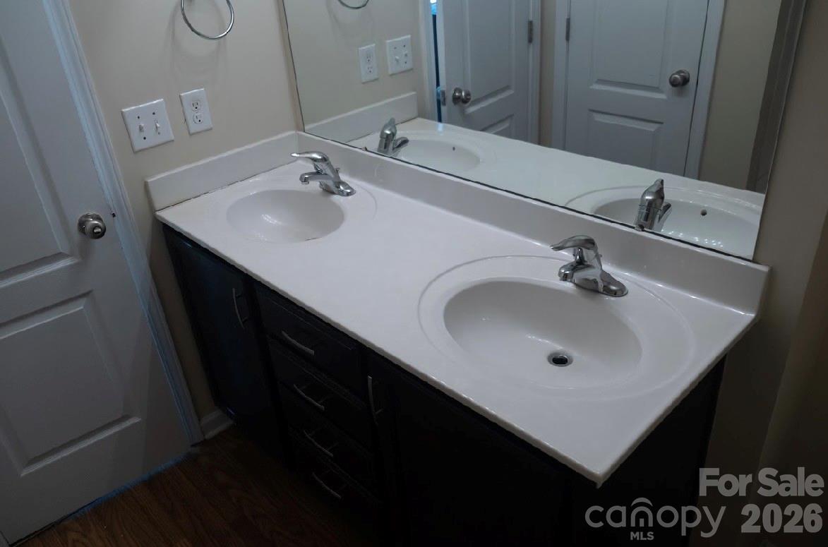 5942 Timbertop Lane — Charlotte