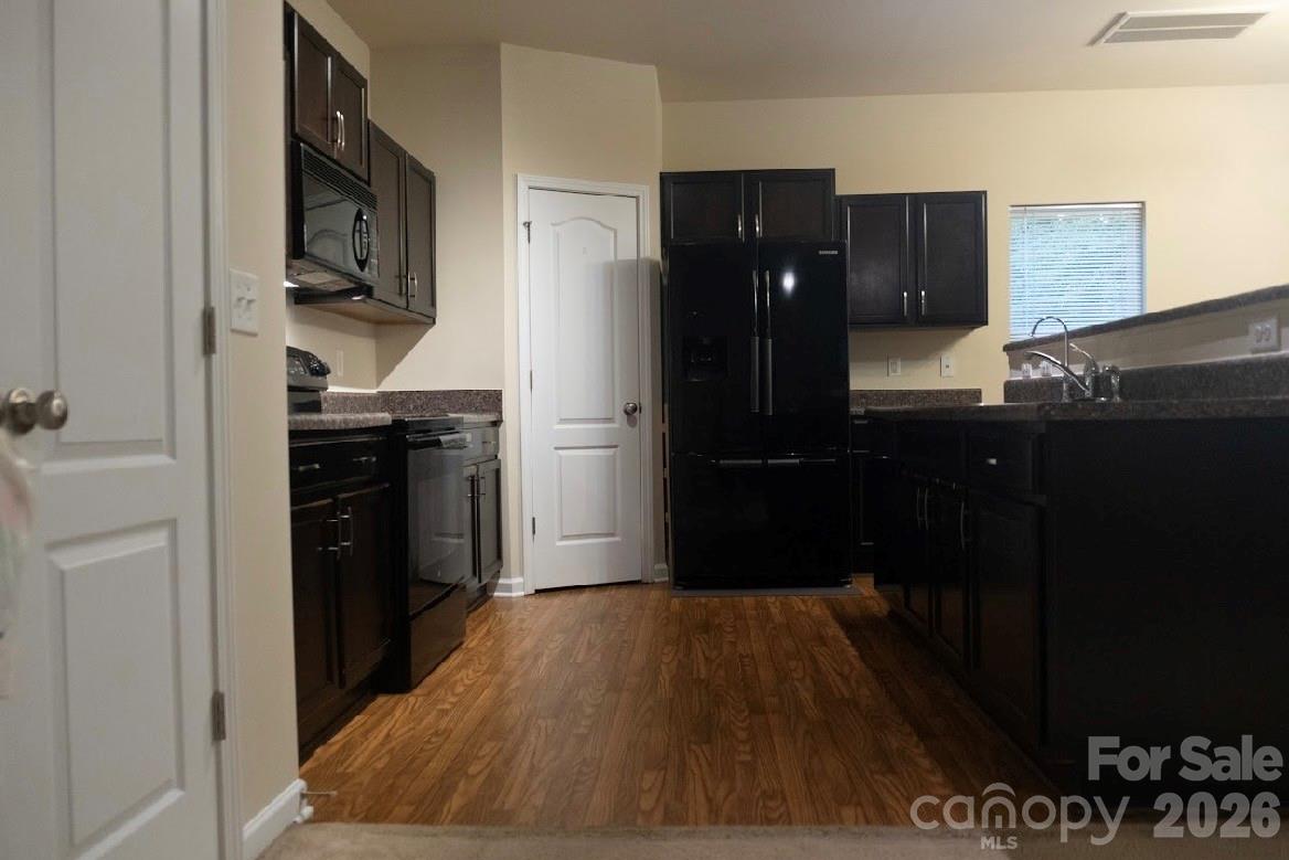 5942 Timbertop Lane — Charlotte