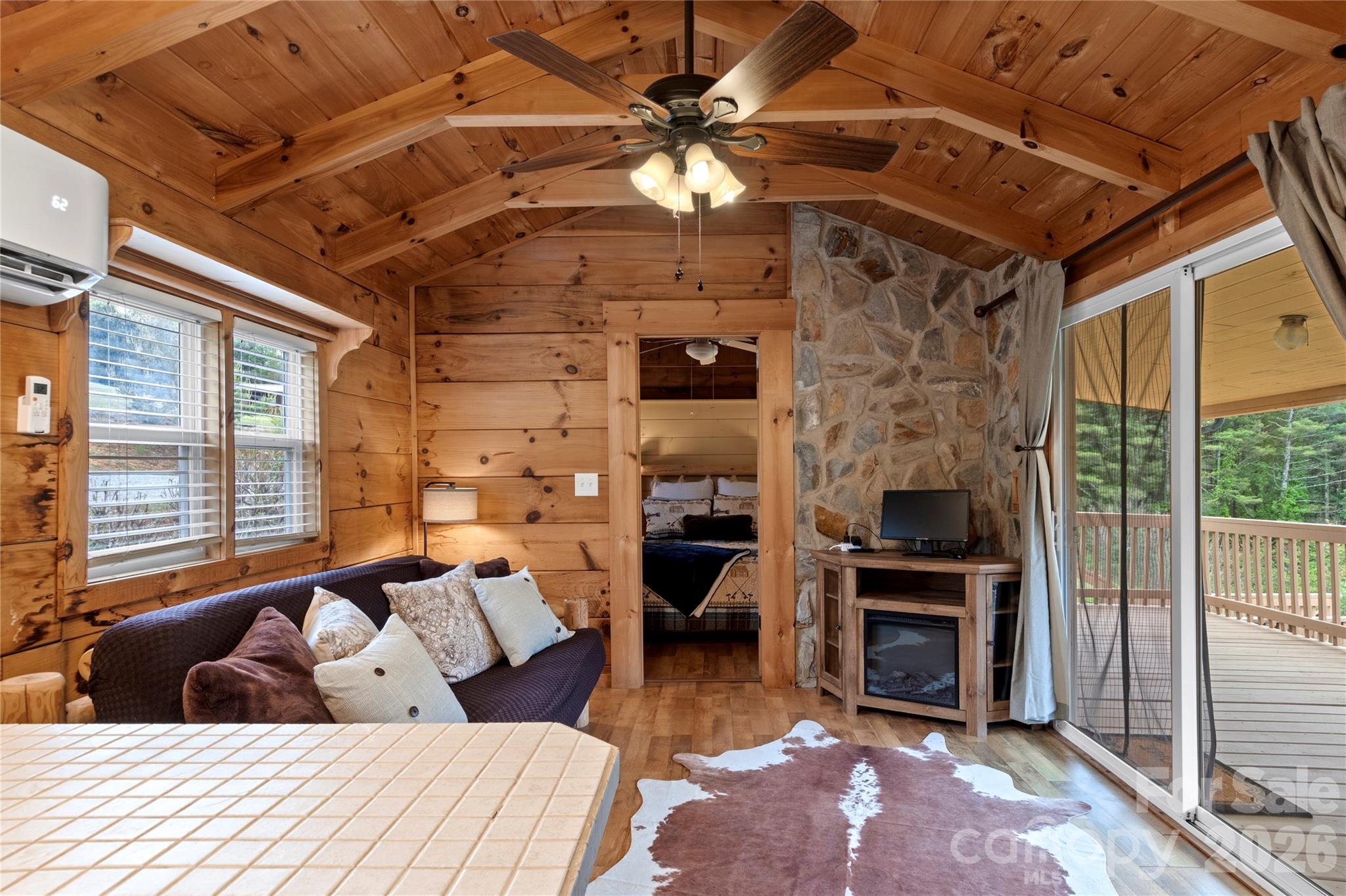 489 Buttons Lane #11 — Sparta