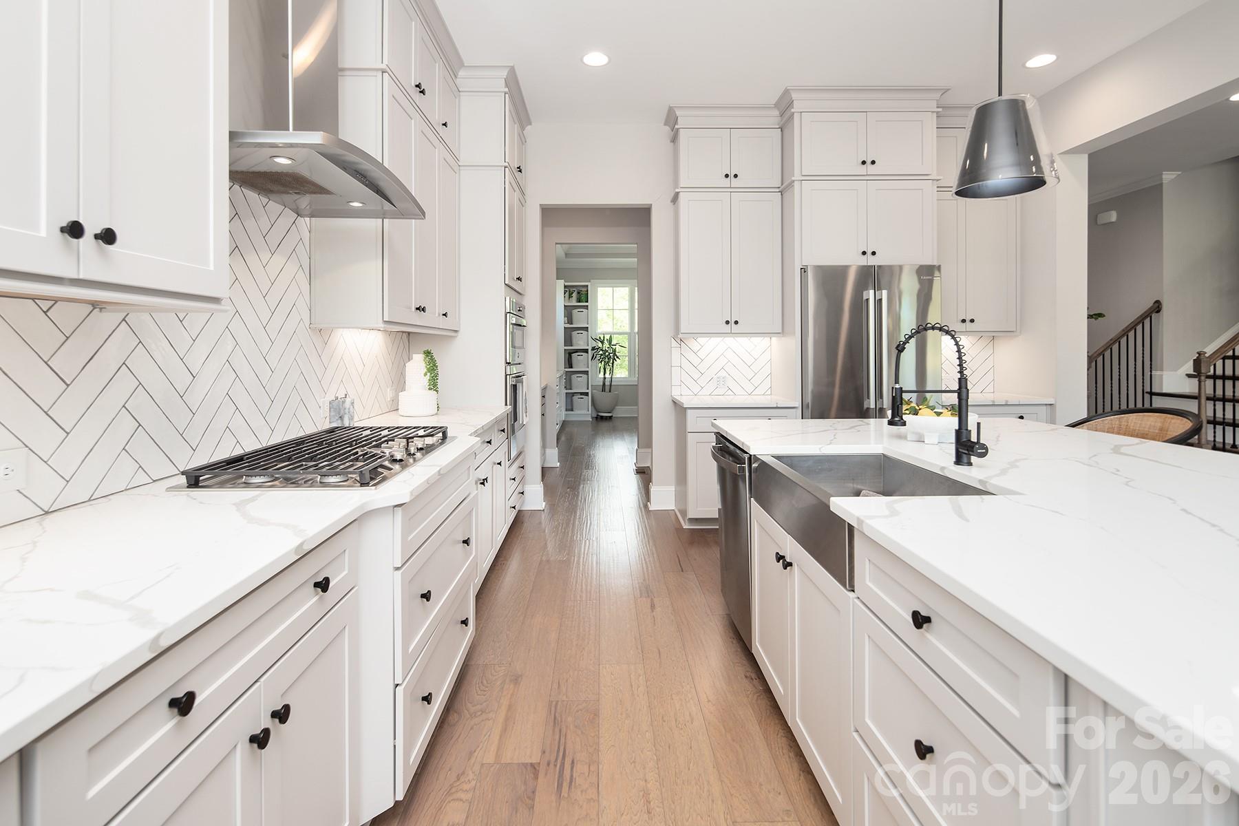 2054 Belle Grove Drive — Marvin