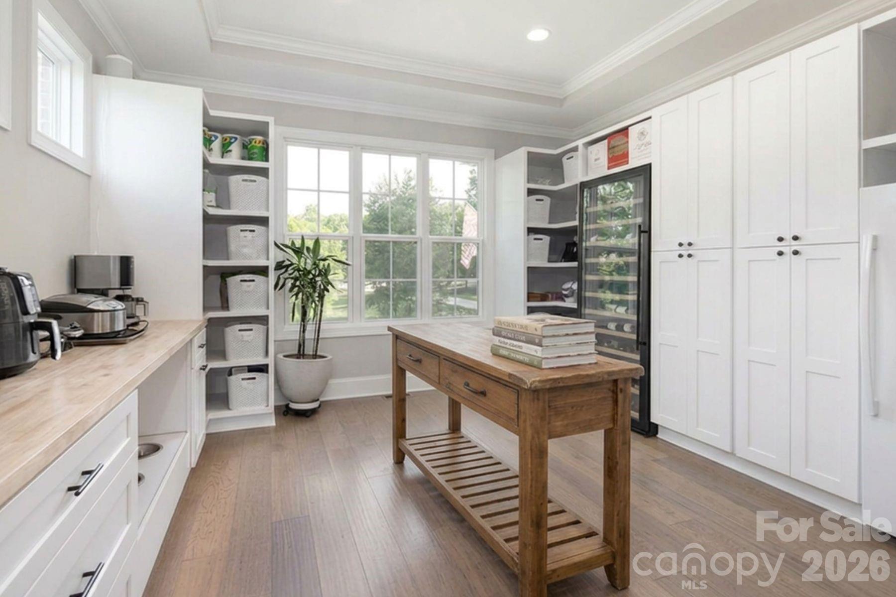 2054 Belle Grove Drive — Marvin