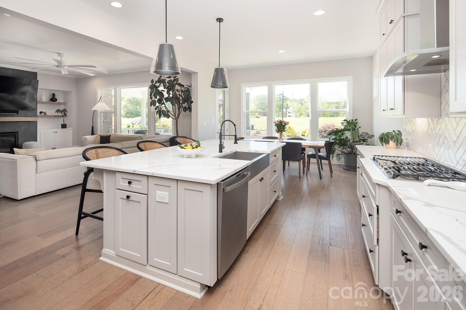 2054 Belle Grove Drive — Marvin
