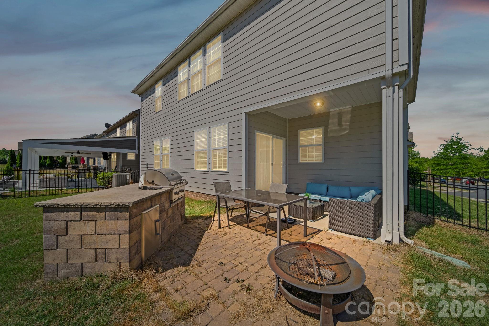 7066 Hamilton Mill Drive — Waxhaw