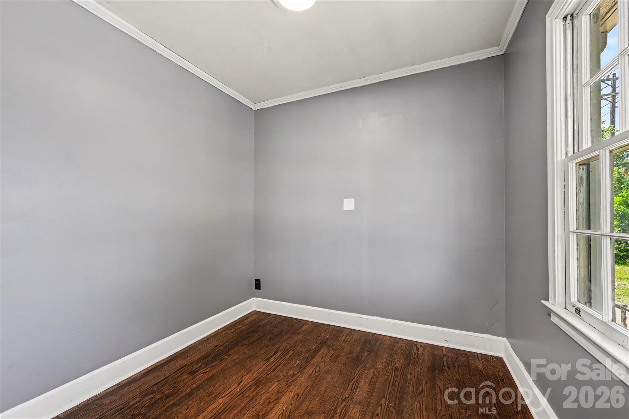 303 N White Street — Lancaster